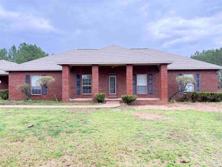 4868 Horace Lunsford Rd, Milton, FL 32570