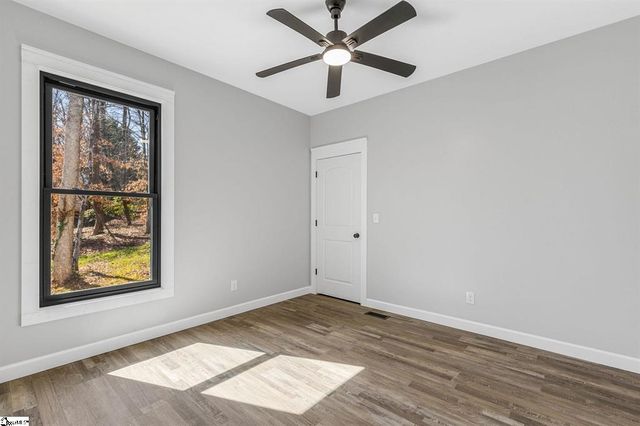 107 Bentwood Lane, Pickens, SC 29671