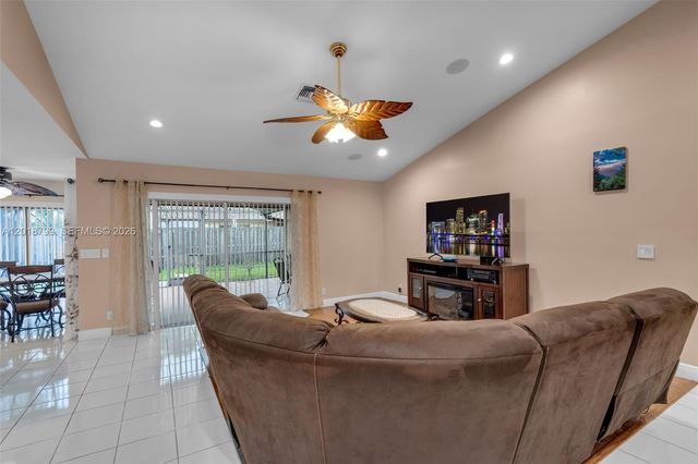 7817 Sunflower Drive, Margate, FL 33063