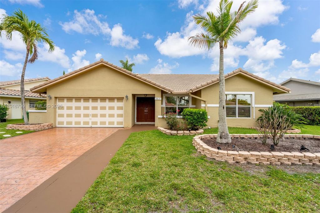 7817 Sunflower Drive, Margate, FL 33063