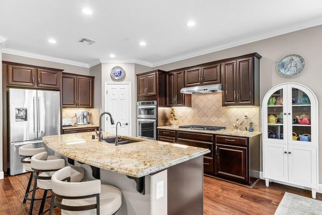 2720 Maple Grove Ave, Manteca, CA 95336