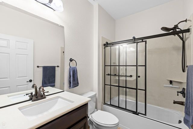 2720 Maple Grove Ave, Manteca, CA 95336