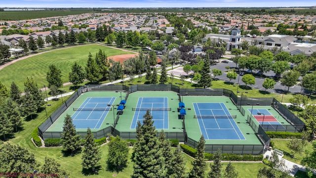 2720 Maple Grove Ave, Manteca, CA 95336