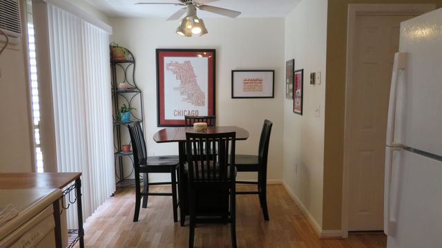 17 Oakwood Cir Apt 2, Goffstown, NH 03045