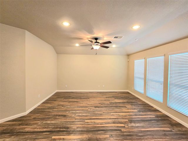 12525 Canyon Hill Drive, Willis, TX 77318