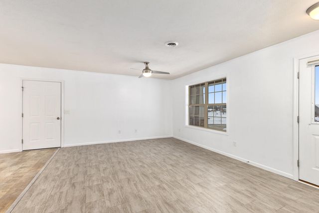 2914 Fawn Cove Avenue, Middleville, MI 49333