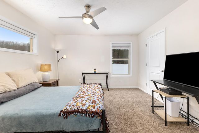 2914 Fawn Cove Avenue, Middleville, MI 49333