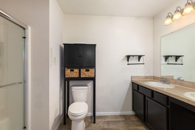 2914 Fawn Cove Avenue, Middleville, MI 49333