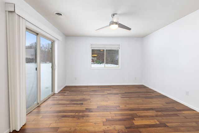 2914 Fawn Cove Avenue, Middleville, MI 49333