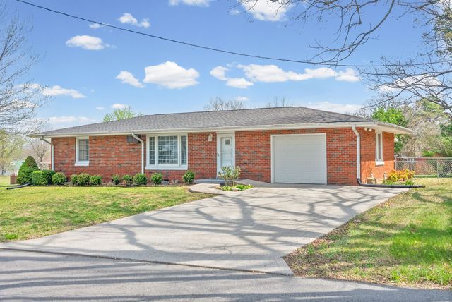 80 Church St, Tennessee Ridge, TN 37178