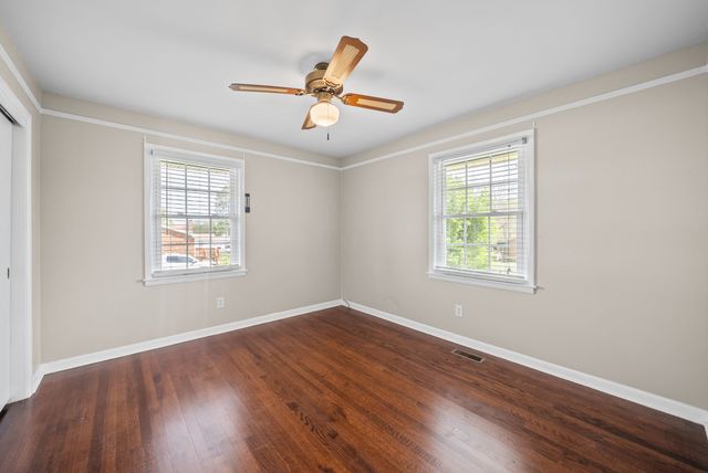 80 Church St, Tennessee Ridge, TN 37178