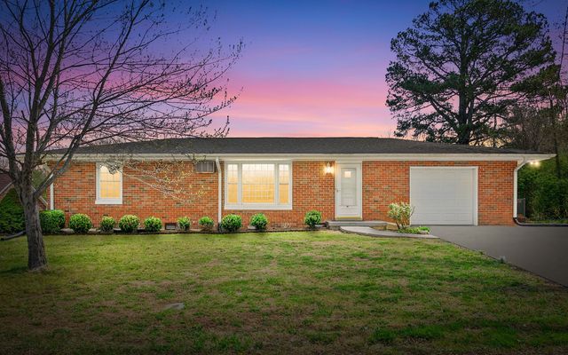80 Church St, Tennessee Ridge, TN 37178