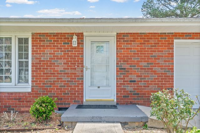 80 Church St, Tennessee Ridge, TN 37178