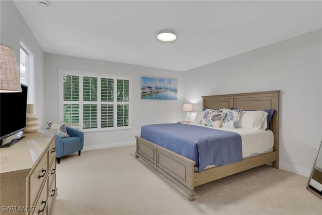 5964 Pelican Bay BLVD 415, Naples, FL 34108