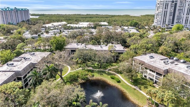 5964 Pelican Bay BLVD 415, Naples, FL 34108