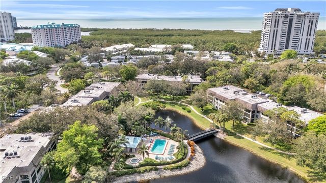 5964 Pelican Bay BLVD 415, Naples, FL 34108
