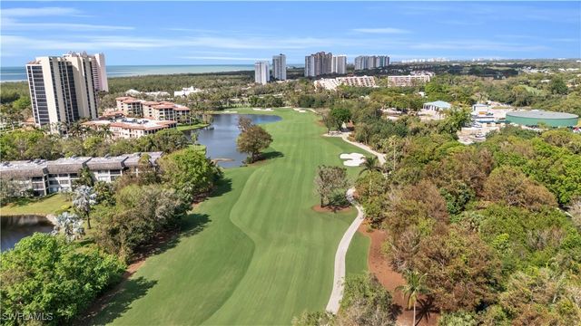 5964 Pelican Bay BLVD 415, Naples, FL 34108