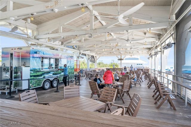 5964 Pelican Bay BLVD 415, Naples, FL 34108