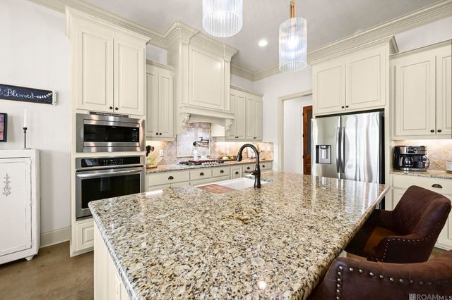 38059 Osten Beard Rd, Gonzales, LA 70725