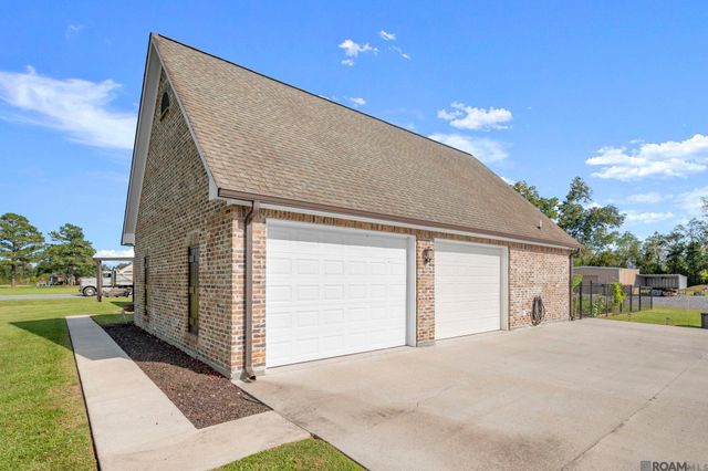 38059 Osten Beard Rd, Gonzales, LA 70725