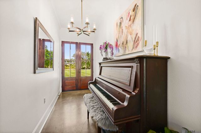 38059 Osten Beard Rd, Gonzales, LA 70725