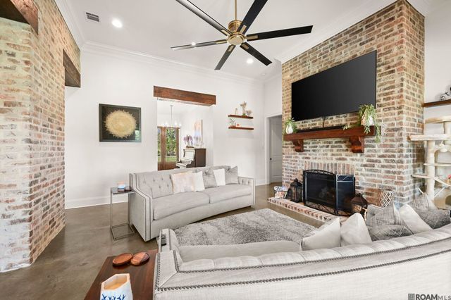 38059 Osten Beard Rd, Gonzales, LA 70725