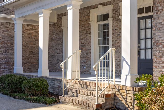 1130 Norfolk Green Circle, Chattanooga, TN 37421