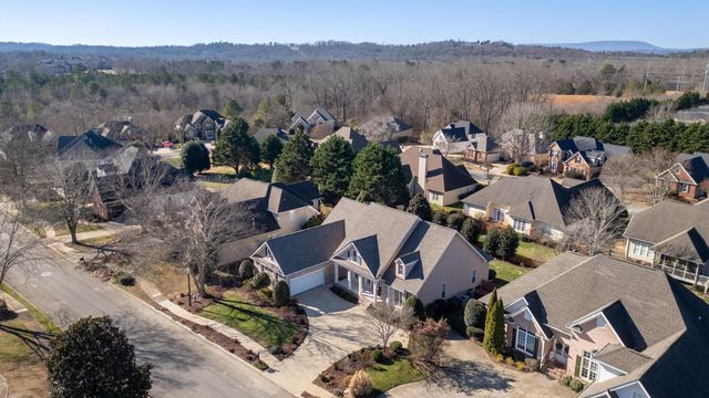 1130 Norfolk Green Circle, Chattanooga, TN 37421