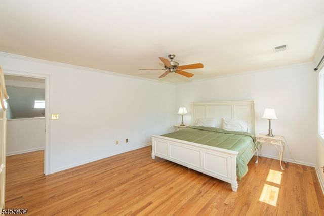 31 Lockley Ct, Mountain Lakes Boro, NJ 07046