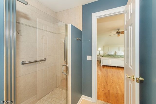 31 Lockley Ct, Mountain Lakes Boro, NJ 07046