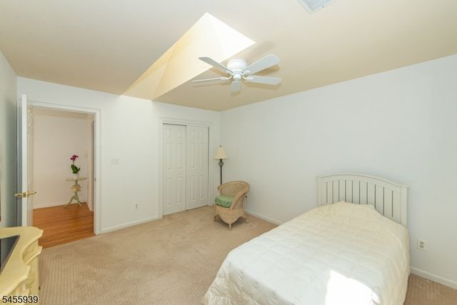 31 Lockley Ct, Mountain Lakes Boro, NJ 07046