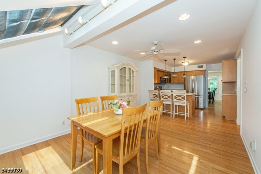 31 Lockley Ct, Mountain Lakes Boro, NJ 07046 — photo 4