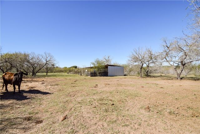 23250 CR 1038, Mathis, TX 78368