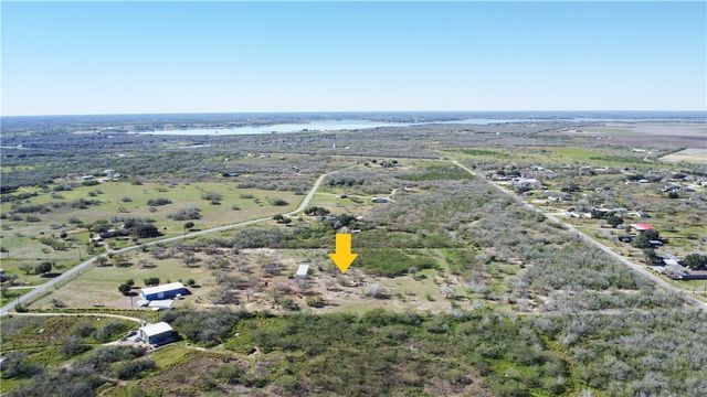 23250 CR 1038, Mathis, TX 78368