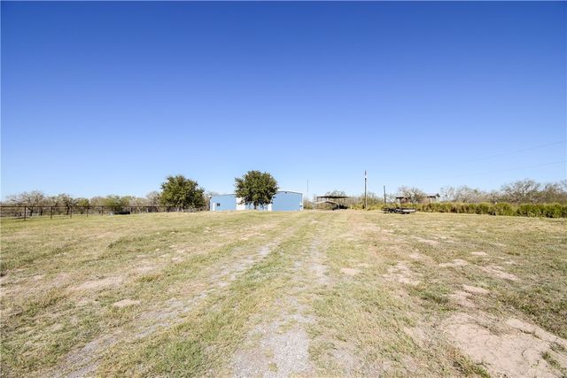 23250 CR 1038, Mathis, TX 78368