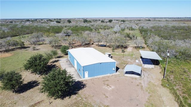 23250 CR 1038, Mathis, TX 78368