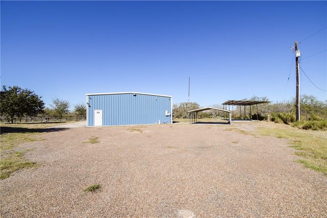 23250 CR 1038, Mathis, TX 78368