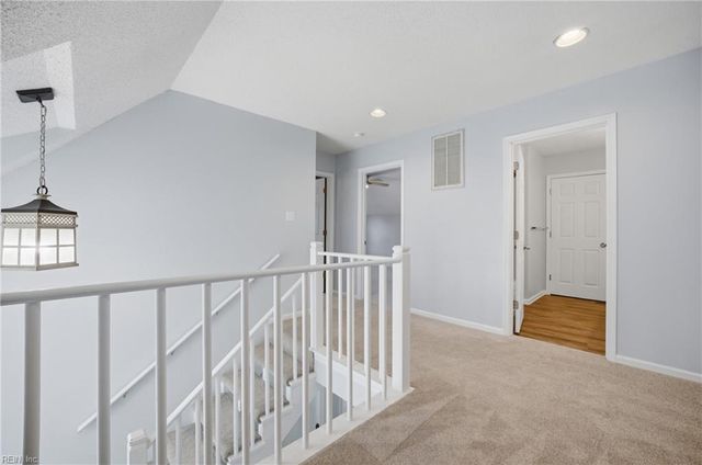 20 B Freeman DR, Poquoson, VA 23662