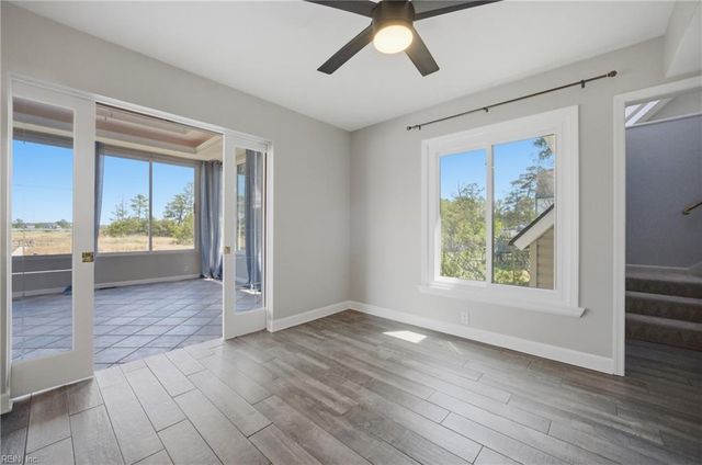 20 B Freeman DR, Poquoson, VA 23662