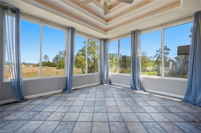 20 B Freeman DR, Poquoson, VA 23662