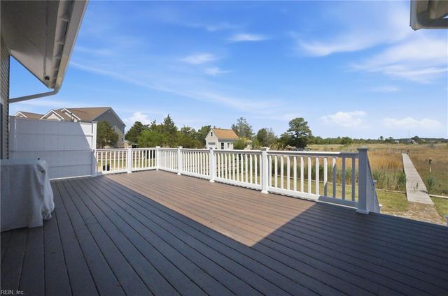 20 B Freeman DR, Poquoson, VA 23662