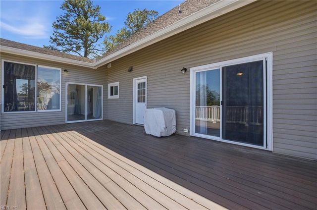 20 B Freeman DR, Poquoson, VA 23662