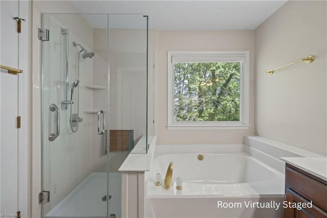 7291 Pellinore Drive, Pfafftown, NC 27040