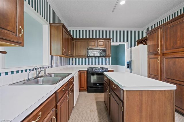 7291 Pellinore Drive, Pfafftown, NC 27040