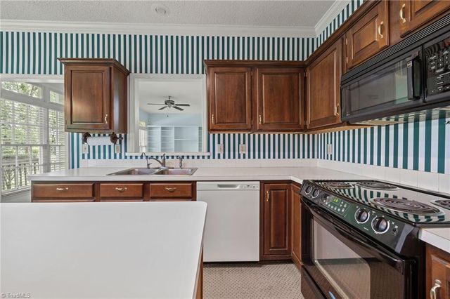 7291 Pellinore Drive, Pfafftown, NC 27040