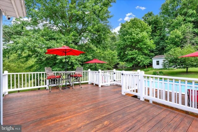 1149 FAWN GROVE RD, New Park, PA 17352