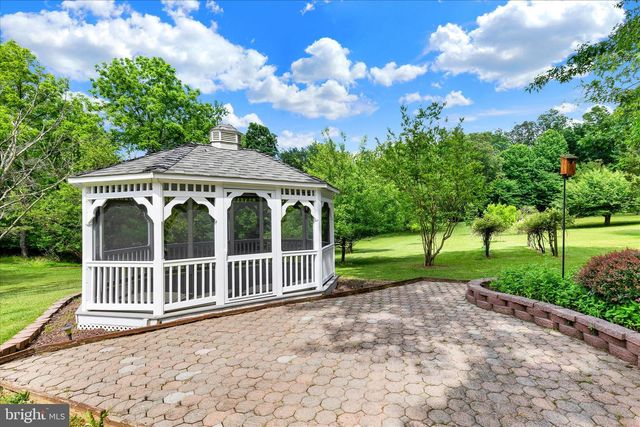 1149 FAWN GROVE RD, New Park, PA 17352