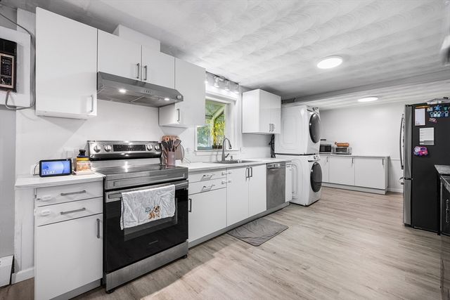 59 Eaton Rd, Framingham, MA 01701