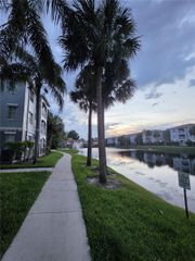 9615 NW 1st Court 10-301, Pembroke Pines, FL 33024
