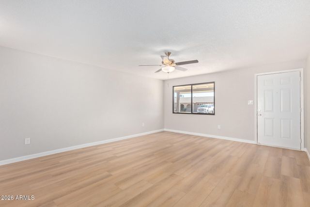 3656 E WILLOW Avenue, Phoenix, AZ 85032